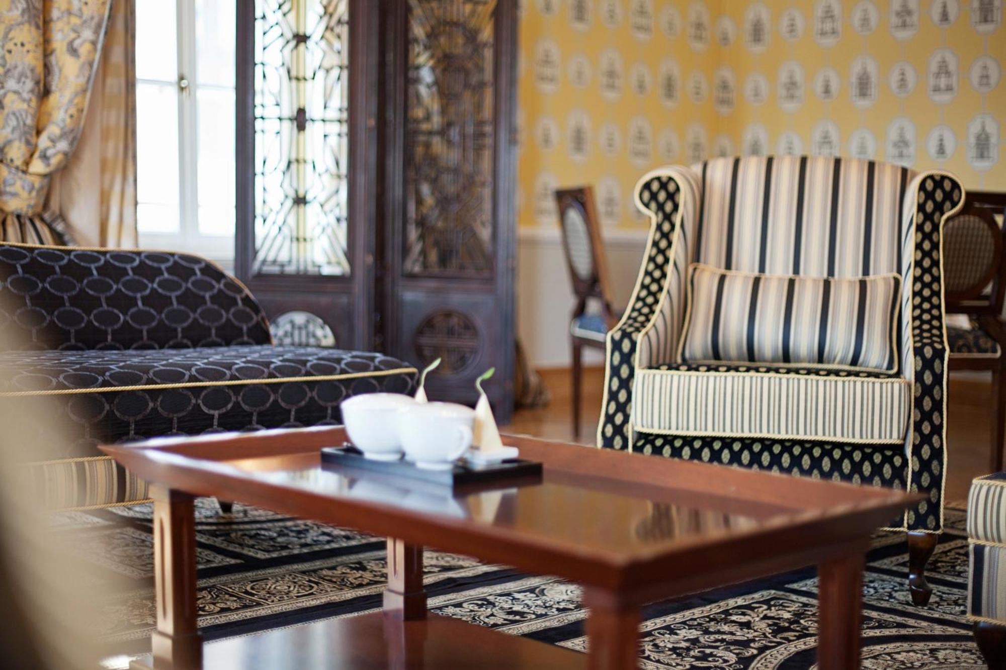 Luxury Suite with Main Market Square view